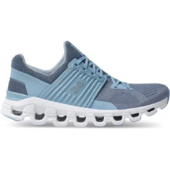 On Running Women's Cloudswift 2 10 On Running Women's Cloudswift 2 -Sports Shoes Store Small PNG SS21 Cloudswift Lake Sky W Pack Shot 1 2